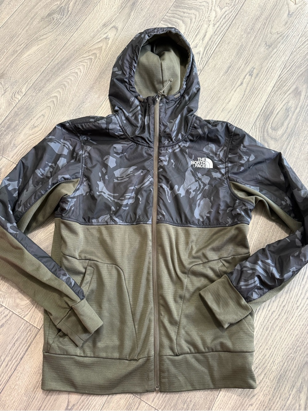 The north face full zip